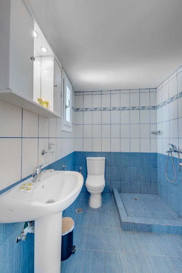 Waterview Apartments Kini Zewnętrze zdjęcie