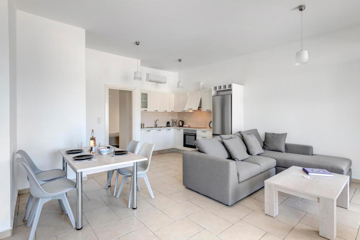 Waterview Apartments Kini Zewnętrze zdjęcie