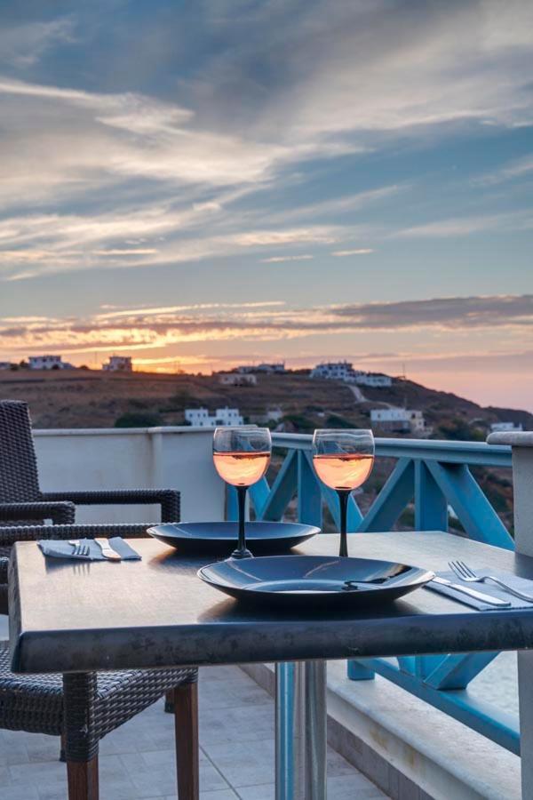 Waterview Apartments Kini Zewnętrze zdjęcie