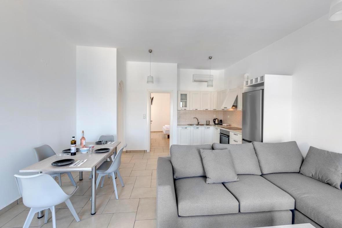 Waterview Apartments Kini Zewnętrze zdjęcie