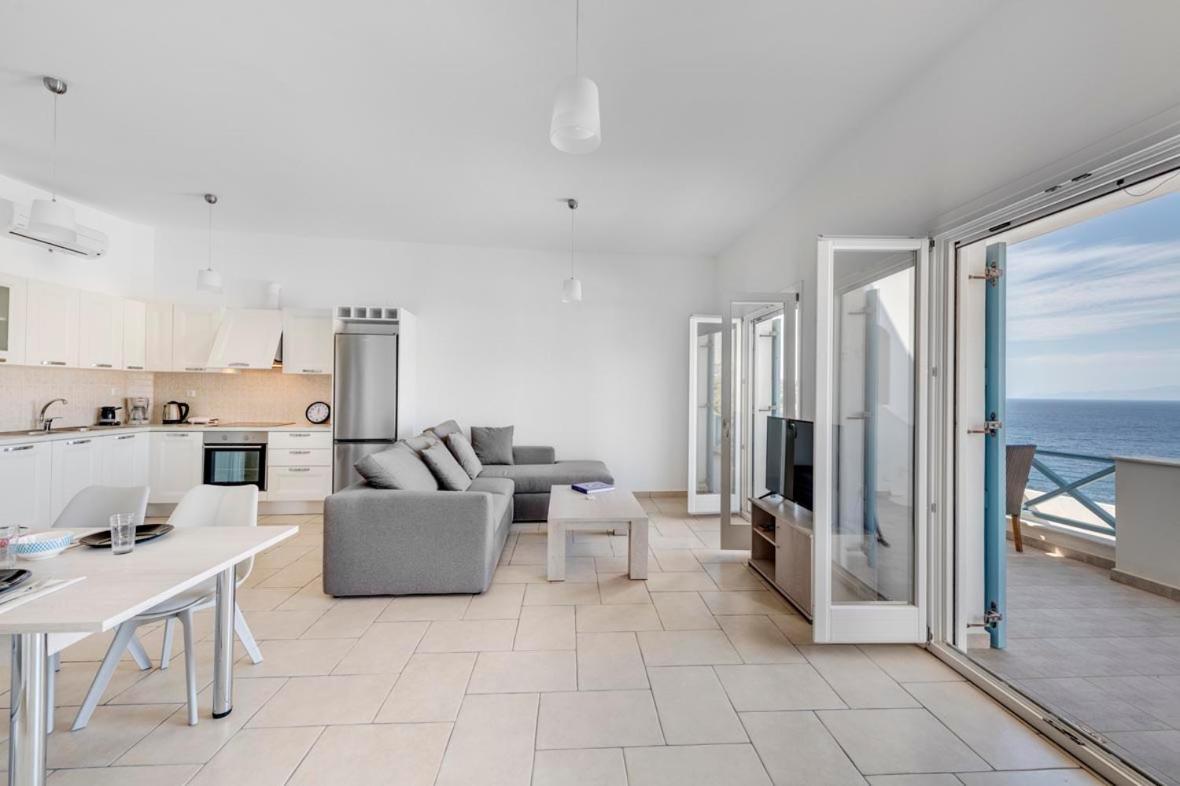 Waterview Apartments Kini Zewnętrze zdjęcie